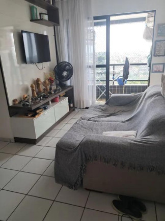 Imagem Apartamento com 3 Quartos à Venda, 78 m² em Casa Amarela - Recife