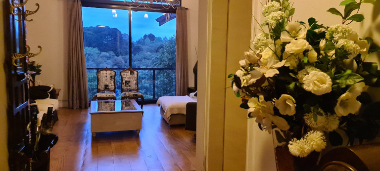 Imagem Casa com 3 Quartos à Venda, 557 m² em Jardim Mediterrâneo - Cotia Imagem Casa com 3 Quartos à Venda, 557 m² em Jardim Mediterrâneo - Cotia