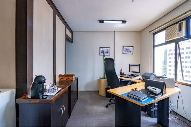 Sala Comercial à Venda, 33 m² em Barra Funda - São Paulo