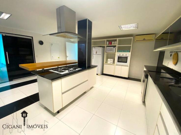 Imagem Casa de Condomínio com 7 Quartos à Venda, 600 m² em Barra Da Tijuca - Rio De Janeiro Imagem Casa de Condomínio com 7 Quartos à Venda, 600 m² em Barra Da Tijuca - Rio De Janeiro