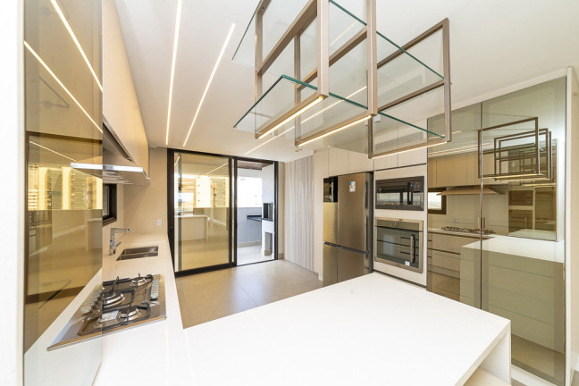 Imagem Imóvel com 3 Quartos à Venda, 292 m² em água Verde - Curitiba Imagem Imóvel com 3 Quartos à Venda, 292 m² em água Verde - Curitiba