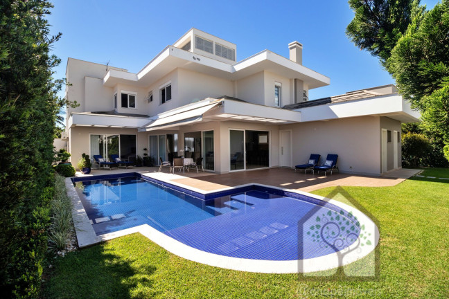 Casa com 4 Quartos à Venda, 470 m² em Jurerê Internacional - Florianópolis