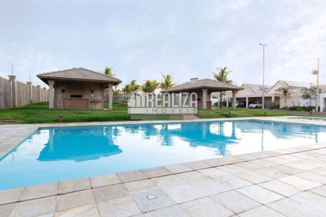 Casa de Condomínio com 3 Quartos à Venda, 220 m² em Beija-flor Ii - Uberaba