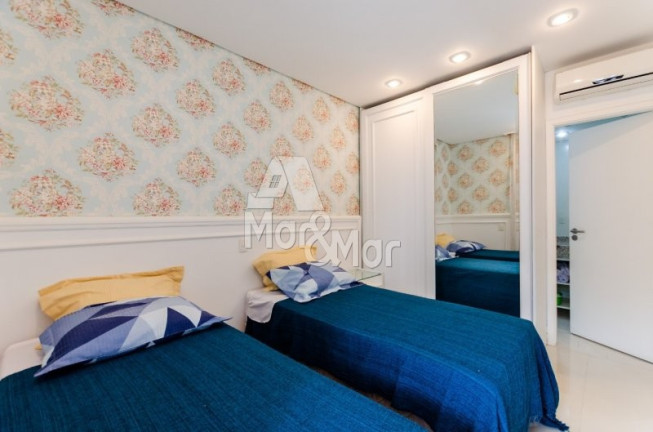 Imagem Apartamento com 3 Quartos à Venda, 175 m² em Pitangueiras - Guarujá