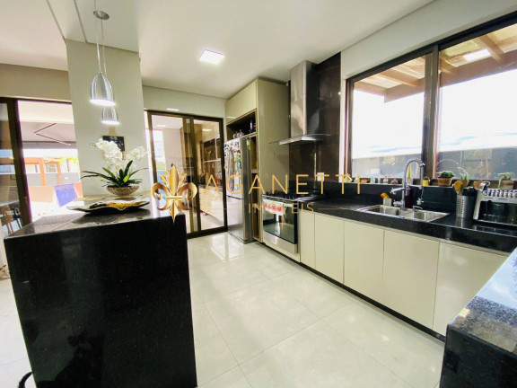 Imagem Casa com 4 Quartos à Venda, 308 m² em Vespasiano Imagem Casa com 4 Quartos à Venda, 308 m² em Vespasiano