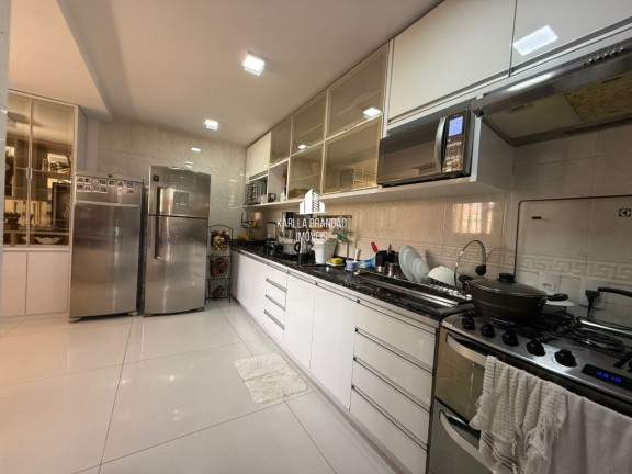 Imagem Casa com 6 Quartos à Venda, 360 m² em Cidade Da Esperança - Natal Imagem Casa com 6 Quartos à Venda, 360 m² em Cidade Da Esperança - Natal