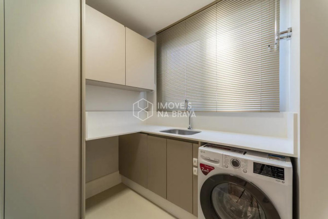 Imagem Apartamento com 4 Quartos à Venda, 237 m² em Centro - Balneário Camboriú Imagem Apartamento com 4 Quartos à Venda, 237 m² em Centro - Balneário Camboriú