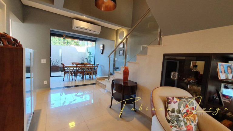 Imagem Casa de Condomínio com 3 Quartos à Venda, 145 m² em Chácaras Silvania - Valinhos