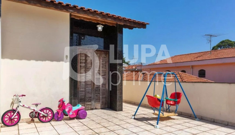 Imagem Casa com 3 Quartos à Venda, 140 m² em Jardim Guanca - São Paulo Imagem Casa com 3 Quartos à Venda, 140 m² em Jardim Guanca - São Paulo