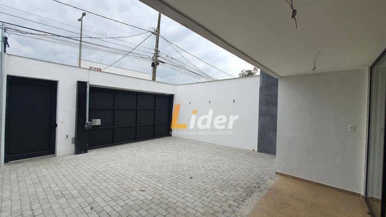 Imagem Casa com 3 Quartos à Venda, 238 m² em Aeroporto - Juiz De Fora Imagem Casa com 3 Quartos à Venda, 238 m² em Aeroporto - Juiz De Fora