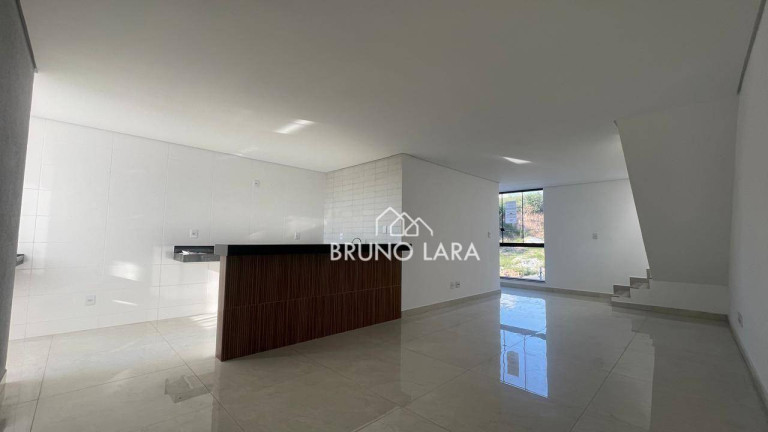 Imagem Casa com 3 Quartos à Venda, 196 m² em Guaruja Mansões - Betim Imagem Casa com 3 Quartos à Venda, 196 m² em Guaruja Mansões - Betim
