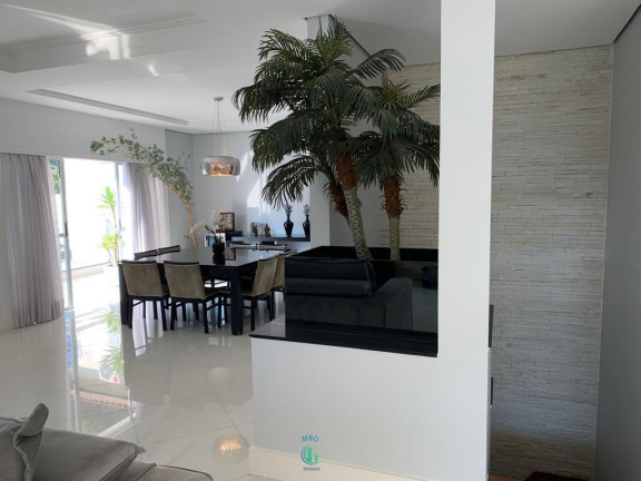 Imagem Casa com 5 quartos, 248m2, à venda em São Paulo, Chácara Monte Alegre