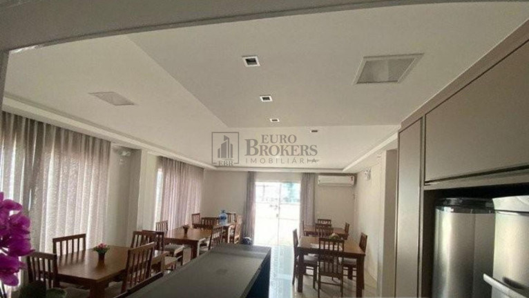 Imagem Apartamento com 3 Quartos à Venda, 100 m² em Centro - Balneário Camboriú Imagem Apartamento com 3 Quartos à Venda, 100 m² em Centro - Balneário Camboriú
