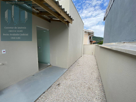 Imagem Casa com 2 Quartos à Venda, 180 m² em Ingleses Do Rio Vermelho - Florianópolis Imagem Casa com 2 Quartos à Venda, 180 m² em Ingleses Do Rio Vermelho - Florianópolis
