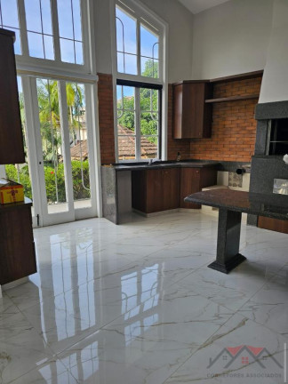 Imagem Sobrado com 4 Quartos à Venda, 411 m² em Glória - Joinville
