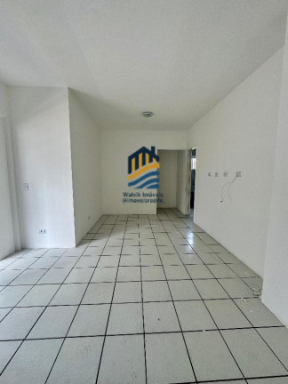 Imagem Apartamento com 2 Quartos à Venda, 62 m² em Aflitos - Recife