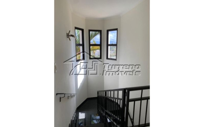 Imagem Casa à Venda, 330 m² em Arujá - Arujá Imagem Casa à Venda, 330 m² em Arujá - Arujá
