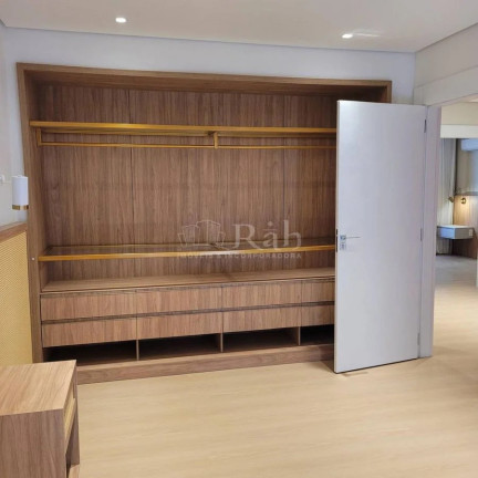 Imagem Apartamento com 3 Quartos à Venda, 145 m² em Centro - Balneário Camboriú Imagem Apartamento com 3 Quartos à Venda, 145 m² em Centro - Balneário Camboriú