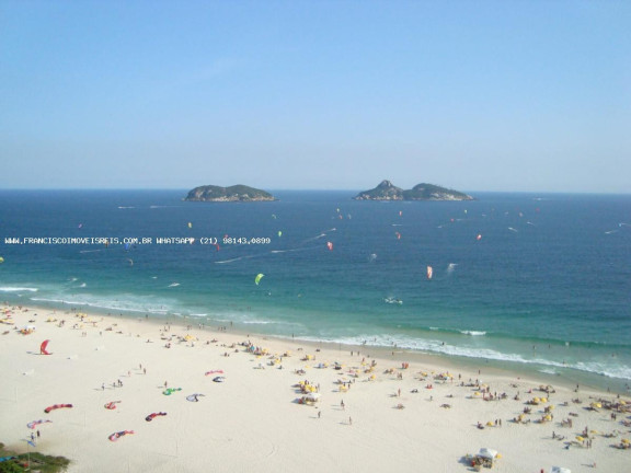 Imagem Apartamento com 4 Quartos à Venda, 220 m² em Barra Da Tijuca - Rio De Janeiro