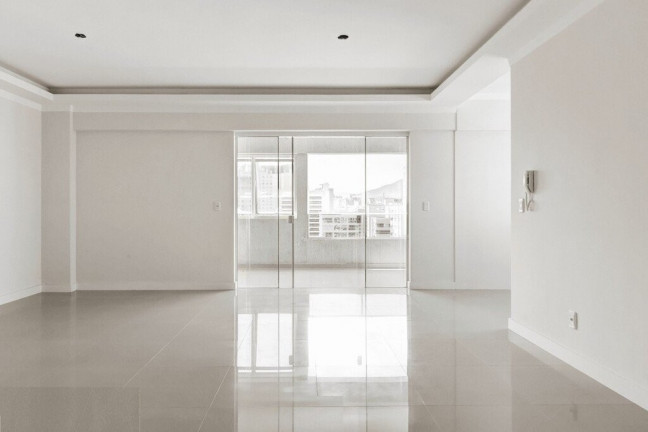 Imagem Imóvel com 4 Quartos à Venda, 147 m² em Itapema - Itapema Imagem Imóvel com 4 Quartos à Venda, 147 m² em Itapema - Itapema