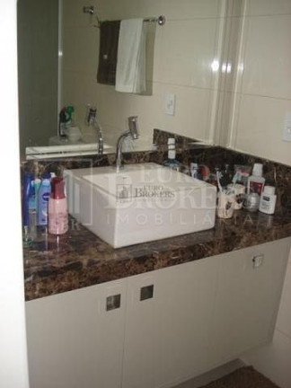 Imagem Sobrado com 3 Quartos à Venda, 125 m² em Nova Esperança - Balneário Camboriú