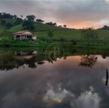 Imagem Chácara com 3 Quartos à Venda, 230 m² em Rio Do Peixe - Cunha Imagem Chácara com 3 Quartos à Venda, 230 m² em Rio Do Peixe - Cunha