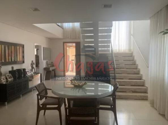 Casa com 6 Quartos à Venda, 406 m² em Pontal De Santa Marina - Caraguatatuba