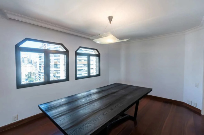 Imagem Apartamento com 3 Quartos para Alugar, 240 m² em Itaim Bibi - São Paulo Imagem Apartamento com 3 Quartos para Alugar, 240 m² em Itaim Bibi - São Paulo
