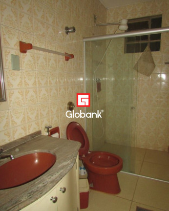 Imagem Sobrado com 4 Quartos para Alugar, 200 m² em Centro - Montes Claros Imagem Sobrado com 4 Quartos para Alugar, 200 m² em Centro - Montes Claros