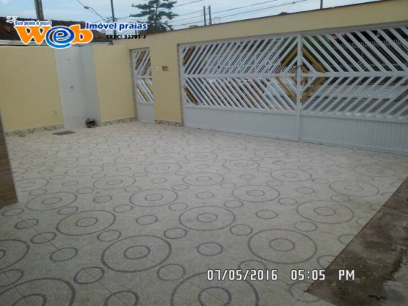 Casa de Condomínio com 2 Quartos à Venda,  em Bal.maracanã - Praia Grande