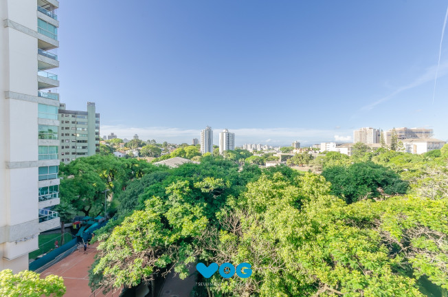 Imagem Imóvel com 3 Quartos à Venda, 154 m² em Três Figueiras - Porto Alegre Imagem Imóvel com 3 Quartos à Venda, 154 m² em Três Figueiras - Porto Alegre
