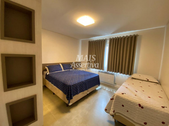 Imagem Casa com 4 Quartos à Venda, 400 m² em Centro - Canela Imagem Casa com 4 Quartos à Venda, 400 m² em Centro - Canela