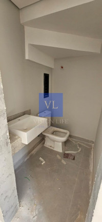 Imagem Casa com 2 Quartos à Venda, 121 m² em Santa Cândida - Curitiba