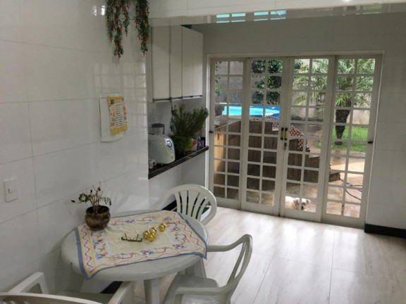 Imagem Casa com 4 Quartos à Venda, 271 m² em Arvoredo - Contagem