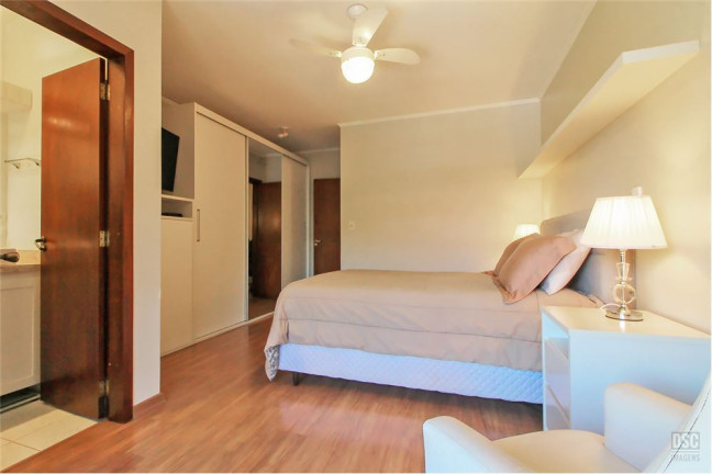 Imagem Casa com 2 Quartos à Venda, em Hípica - Porto Alegre Imagem Casa com 2 Quartos à Venda, em Hípica - Porto Alegre