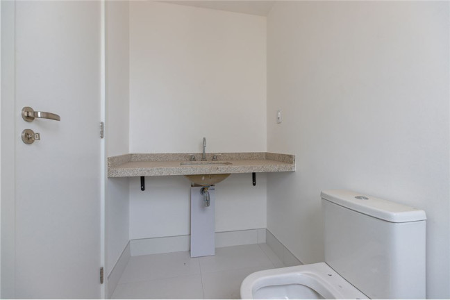 Imagem Imóvel com 3 Quartos à Venda, em Indianópolis - São Paulo Imagem Imóvel com 3 Quartos à Venda, em Indianópolis - São Paulo