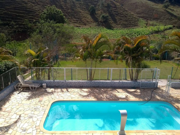 Chácara com 2 Quartos à Venda, 1.740 m² em Registro - Taubaté