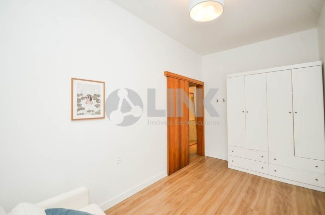 Imagem Apartamento com 2 Quartos à Venda, 80 m² em Cidade Baixa - Porto Alegre Imagem Apartamento com 2 Quartos à Venda, 80 m² em Cidade Baixa - Porto Alegre