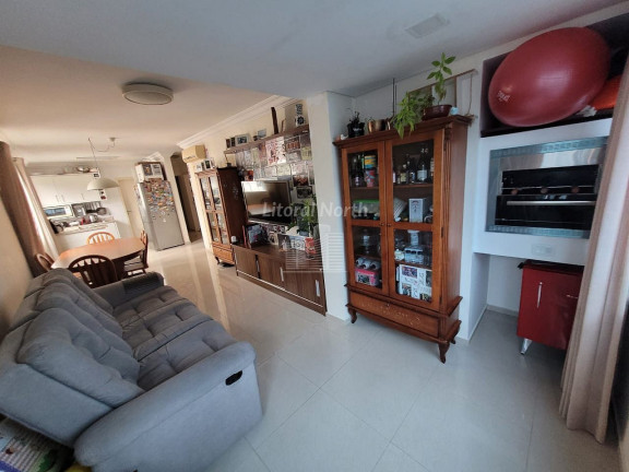 Imagem Apartamento com 3 Quartos à Venda, 95 m² em Pioneiros - Balneário Camboriú Imagem Apartamento com 3 Quartos à Venda, 95 m² em Pioneiros - Balneário Camboriú