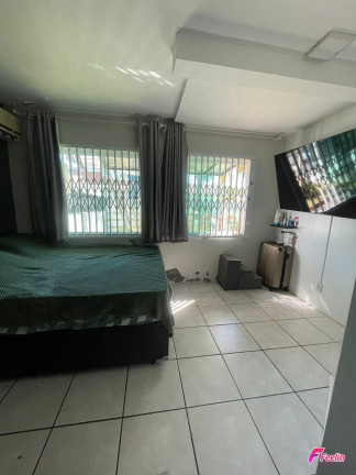 Imagem Casa com 4 Quartos à Venda, 372 m² em Centro - Palhoça Imagem Casa com 4 Quartos à Venda, 372 m² em Centro - Palhoça
