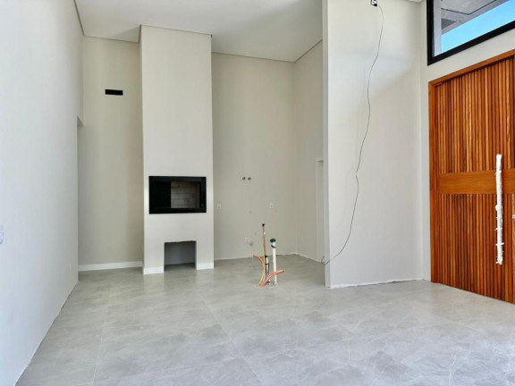 Imagem Casa com 3 Quartos à Venda,  em -- - Xangri-la