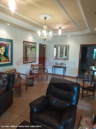 Imagem Casa com 4 Quartos à Venda, 360 m² em Chacaras Catagua - Taubaté Imagem Casa com 4 Quartos à Venda, 360 m² em Chacaras Catagua - Taubaté