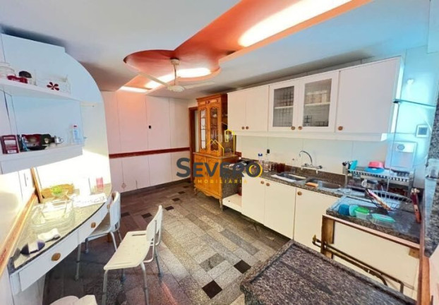 Imagem Apartamento com 4 Quartos à Venda, 180 m² em Ingá - Niterói