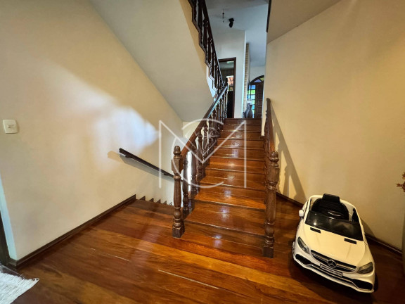 Imagem Casa com 5 Quartos à Venda, 626 m² em Santa Branca - Belo Horizonte Imagem Casa com 5 Quartos à Venda, 626 m² em Santa Branca - Belo Horizonte