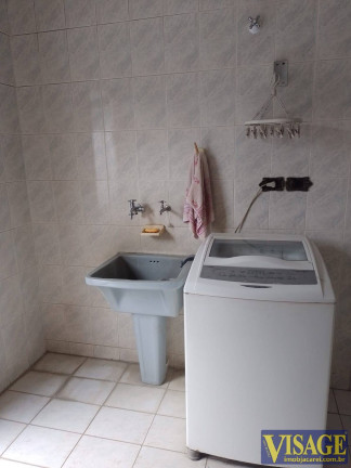 Imagem Sobrado com 3 Quartos à Venda, em Jd. St. Maria - Jacareí Imagem Sobrado com 3 Quartos à Venda, em Jd. St. Maria - Jacareí