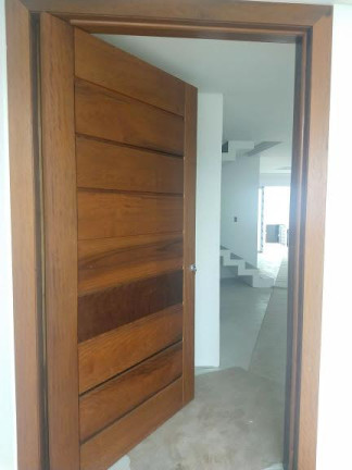 Imagem Sobrado com 3 Quartos à Venda, 210 m² em América - Joinville