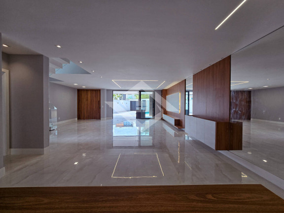 Imagem Casa de Condomínio com 5 Quartos à Venda, 490 m² em Recreio Dos Bandeirantes - Rio De Janeiro