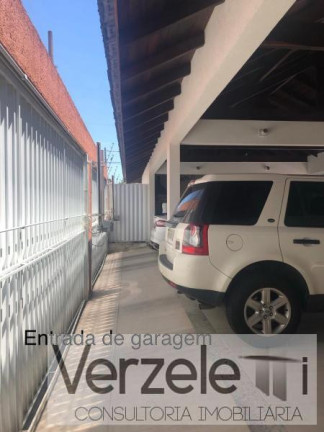 Imagem Casa com 6 Quartos para Temporada, 800 m² em Centro - Balneário Camboriú Imagem Casa com 6 Quartos para Temporada, 800 m² em Centro - Balneário Camboriú