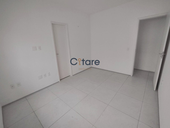 Imagem Casa com 3 Quartos à Venda, 240 m² em Sapiranga - Fortaleza Imagem Casa com 3 Quartos à Venda, 240 m² em Sapiranga - Fortaleza