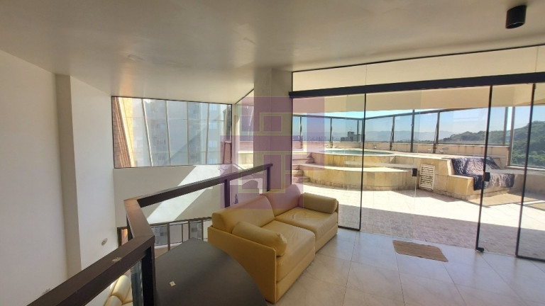 Imagem Cobertura com 3 Quartos à Venda, 360 m² em Vila Alzira - Guarujá Imagem Cobertura com 3 Quartos à Venda, 360 m² em Vila Alzira - Guarujá